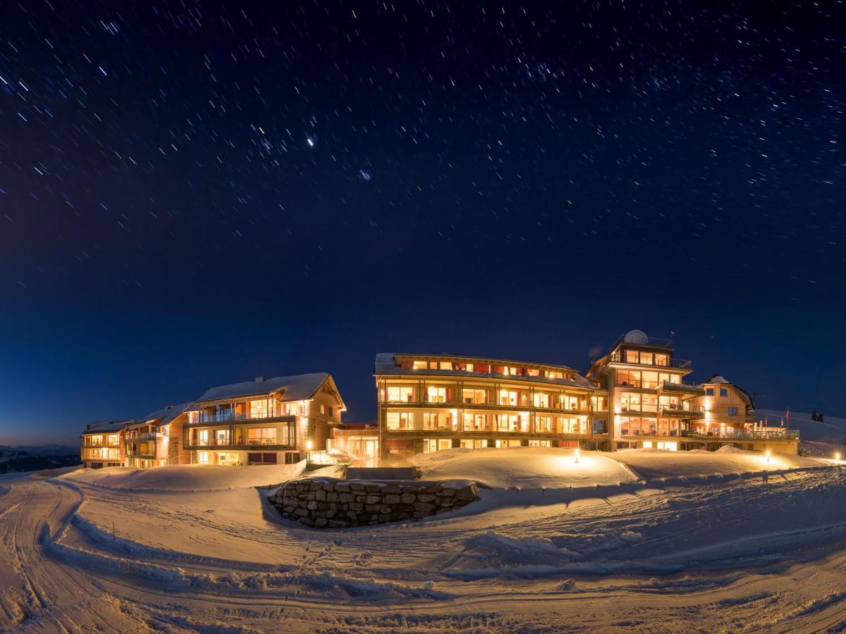 Alpinhotel Pacheiner Трефен Екстериор снимка