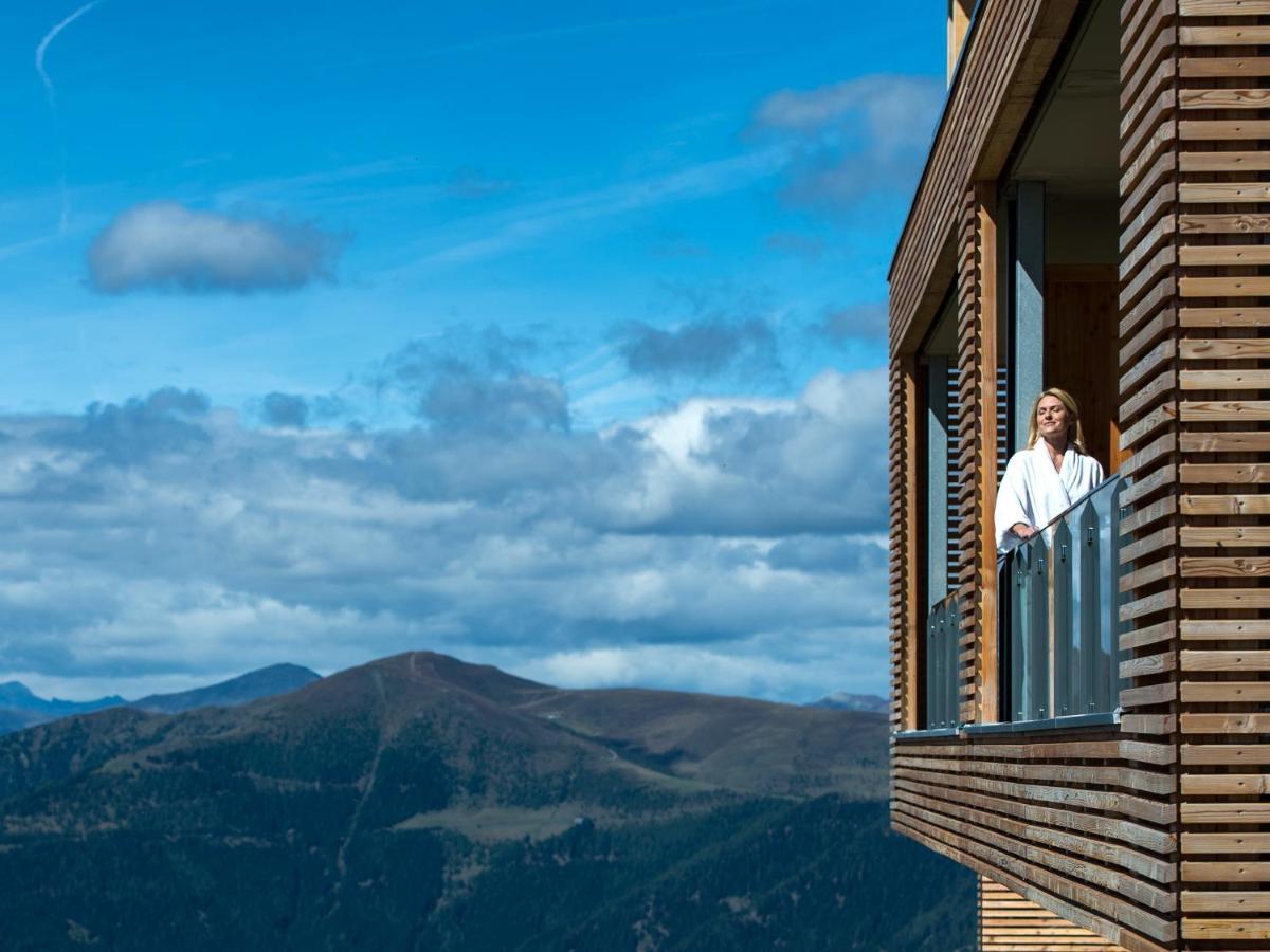Alpinhotel Pacheiner Трефен Екстериор снимка