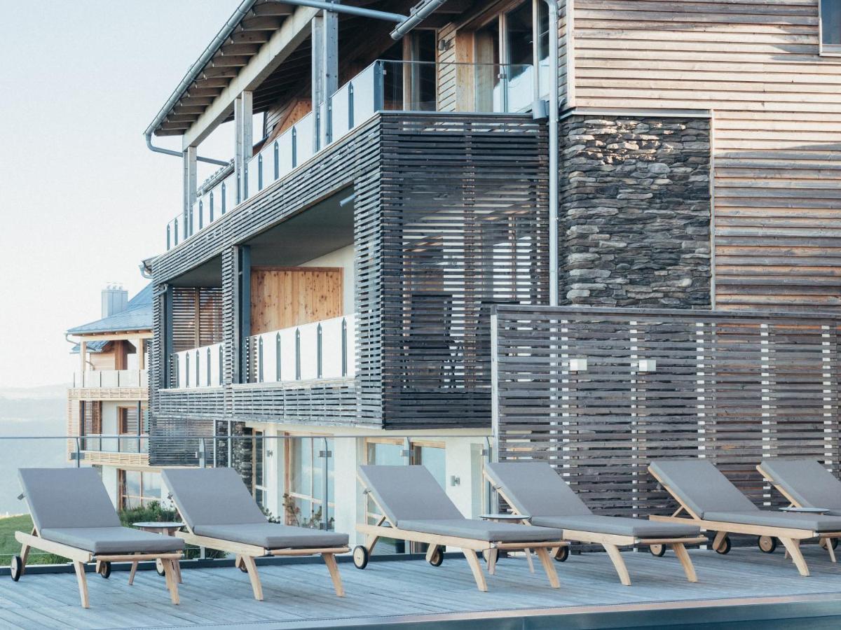 Alpinhotel Pacheiner Трефен Екстериор снимка